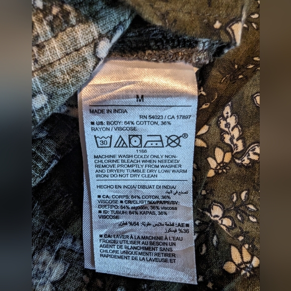 Old navy Floral peasant top with tie med - Picture 11 of 12